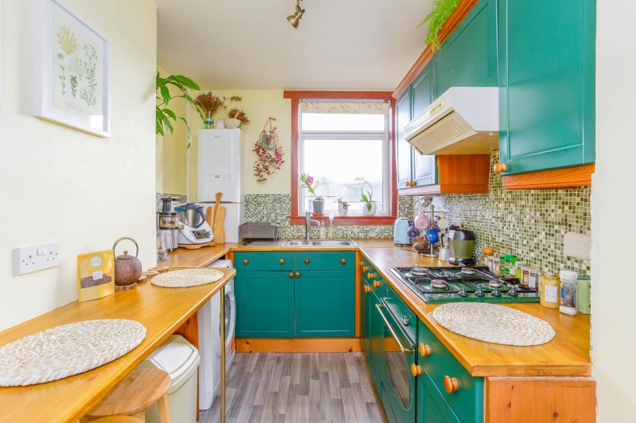 Bright & Spacious Double Room With Garden View- Close To Airport & City Centre EDI Kültér fotó